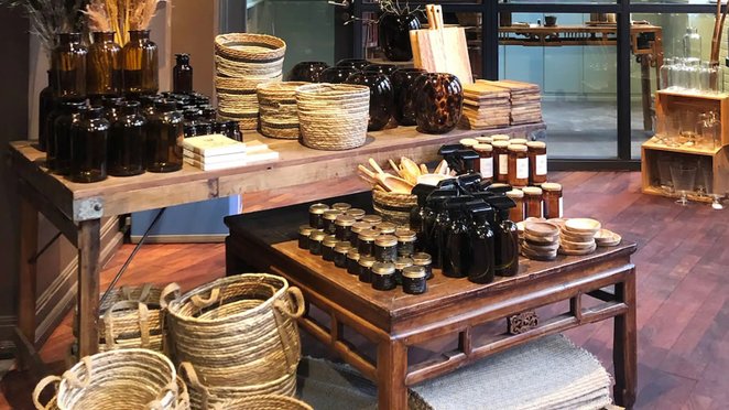 Wszystkie produkty w duńskiej sieci projektowane są w duchu skandynawskiego designu i oferowane w pr