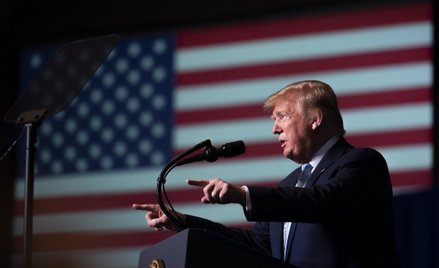 Parlament Iraku nie chce wojsk USA. Trump grozi sankcjami