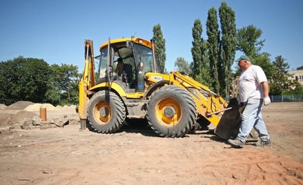 Erbud: sprzedaż w dół, zyski w górę