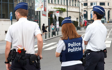 Atak nożownika w Brukseli. Ranny policjant