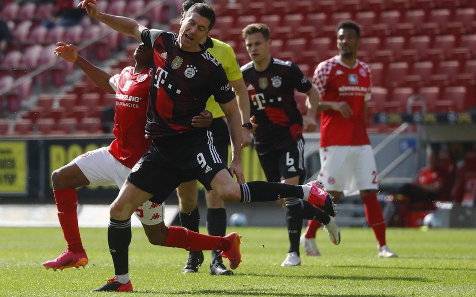 Gol Lewandowskiego, wpadka Bayernu