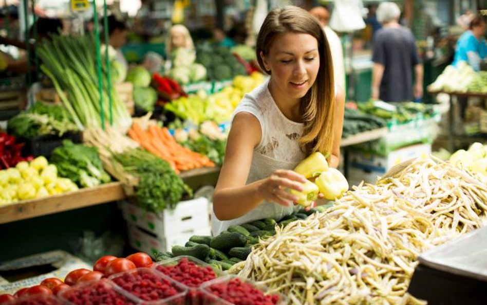 Przybywa bazarów w regionie, zwłaszcza specjalizujących się w zdrowej żywności produkowanej przez lo