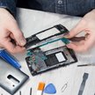 Najwięcej w piwnicy lub w domowej szafie może zalegać starych smartfonów