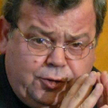 Tęczowy knebel? Znany naukowiec oskarżony