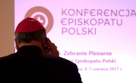 Episkopat może spać spokojnie. Rząd zamilkł w sprawie Funduszu Kościelnego