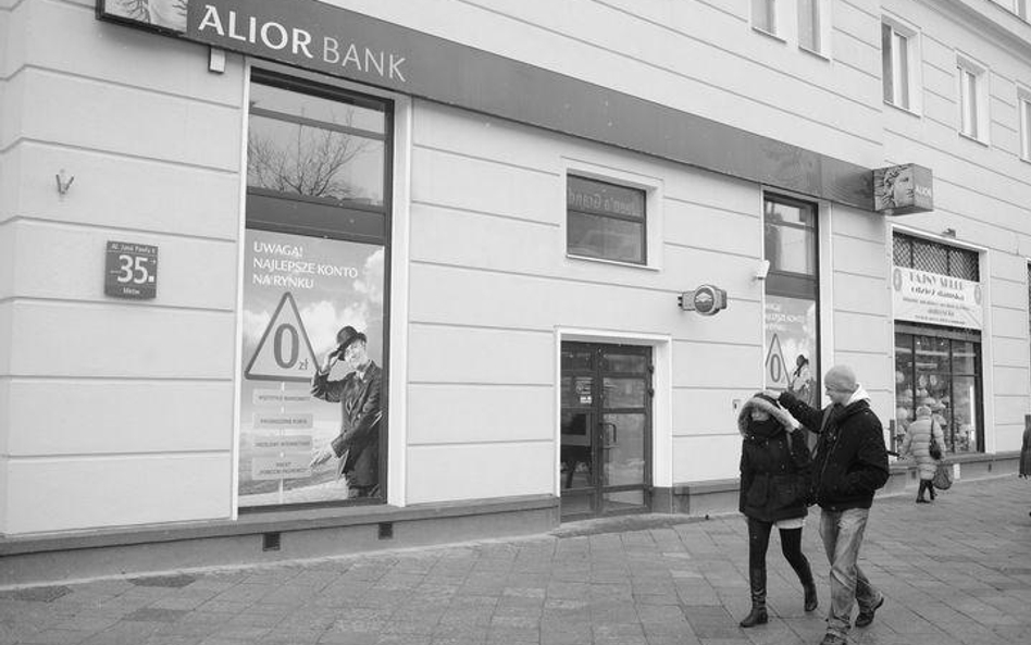 Internetowi klienci banków odprawieni z kwitkiem