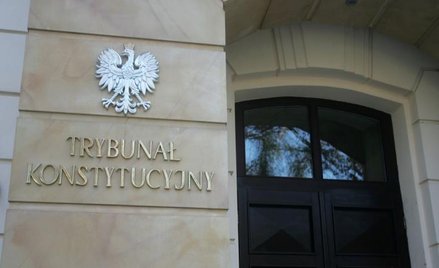 Prezydent RP przedłożoną mu do podpisu ustawę może skierować do TK w celu poddania jej kontroli pod 