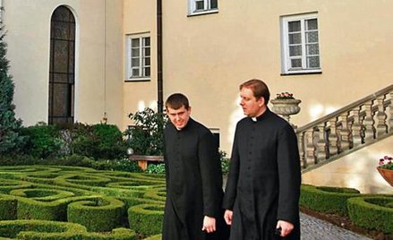 W seminarium archidiecezji warszawskiej pierwszy rok rozpoczęło 32 kleryków (w 2010 r. przyjęto 28)