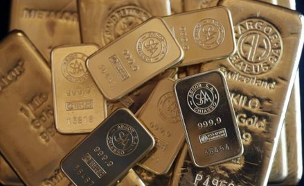 Manipulacje na rynku złota i srebra? Nadzór prowadzi dochodzenie
