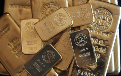 Manipulacje na rynku złota i srebra? Nadzór prowadzi dochodzenie