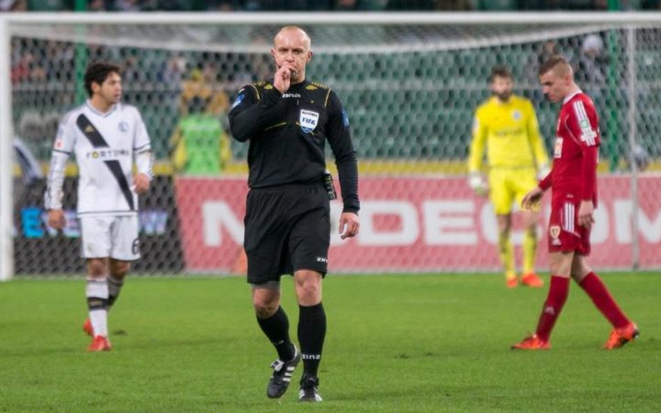 Szymon Marciniak będzie jako arbiter główny sędziował podczas mistrzostw Europy we Francji