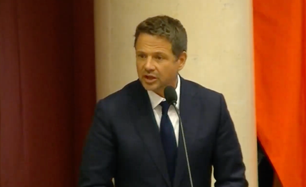 Prezydent Warszawy Rafał Trzaskowski jest przeciwny referendum w sprawie ograniczenia nocnej sprzeda