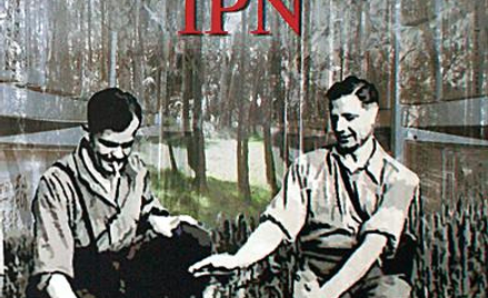 „Z archiwum IPN”, reżyseria A. Sikorski, na temat historii Polski, scenariusz A. Sikorski, T. Dorosz