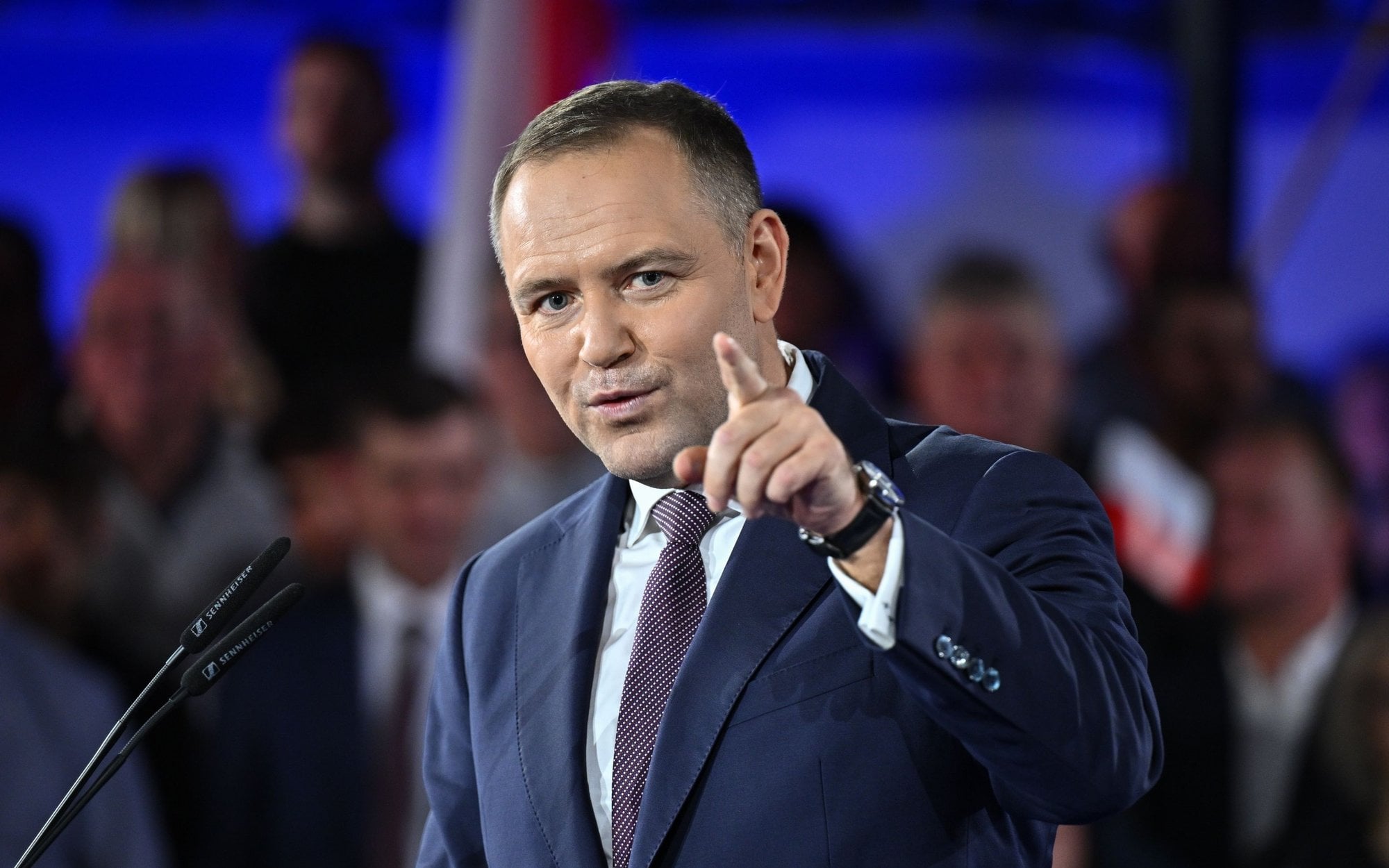 Karola Nawrockiego dobrze ocenia 35 proc. wyborców prawicy