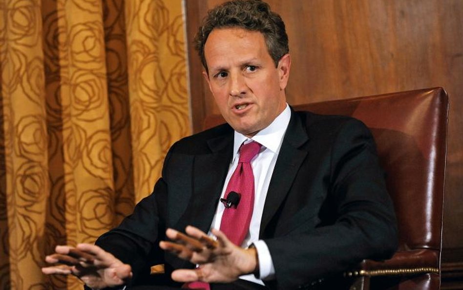 Timothy Geithner, sekretarz skarbu USA, bije na alarm i uważa, że poprzez lewarowanie należy zwiększ