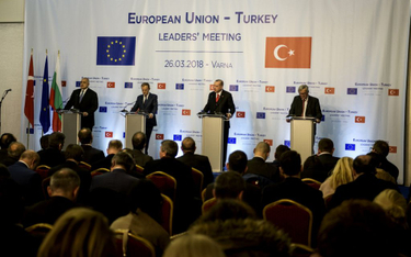 Unia Europejska stanowcza wobec Turcji