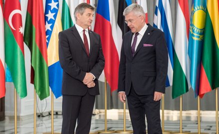 Marszałek Marek Kuchciński (na zdjęciu z marszałkiem Senatu Stanisławem Karczewskim) był niedawno go