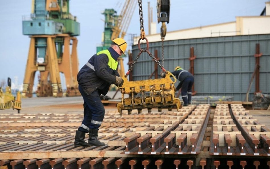 OT Logistics zainwestuje i wypłaci dywidendę