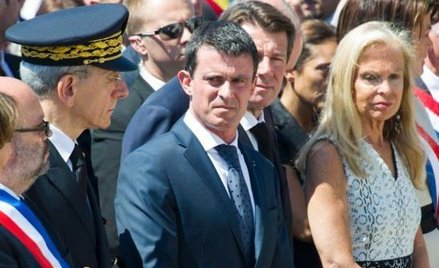 Premier Manuel Valls został wygwizdany w poniedziałek na Promenadzie Anglików w Nicei