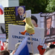 Więcej szacunku dla siebie nawzajem