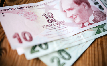 Turcja wspiera swoją walutę. Lira próbuje odrabiać straty