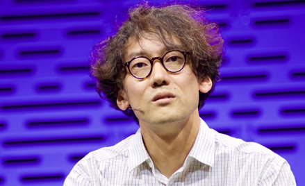 Kohei Saito jest filozofem, ale i autorem bestsellerów. Jego książki znakomicie się sprzedają. Wydan