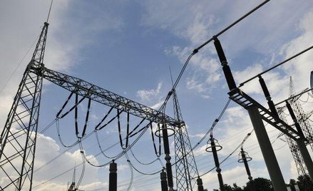 Popyt na prąd spadł o 10 procent