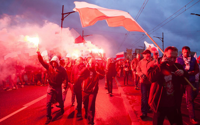 Marsz Niepodległości na ulicach Warszawy