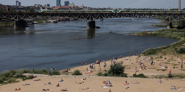 Upały wystawią energetykę na próbę. PSE zapewniają: prądu nie zabraknie