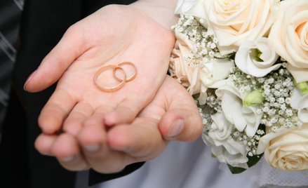 Na pomoc importowanym żonom