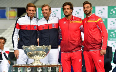 Davis Cup: Przyszłość coraz bardziej we mgle