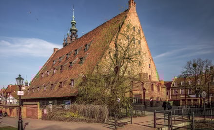 Muzeum Bursztynu w Gdańsku mieści się w średniowiecznym budynku Wielkiego Młyna.
