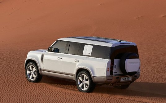 Land Rover Defender 130