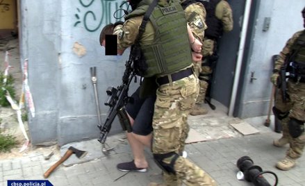 Rozbito ostatnie sklepy z dopalaczami. "Walka z kreaturami"