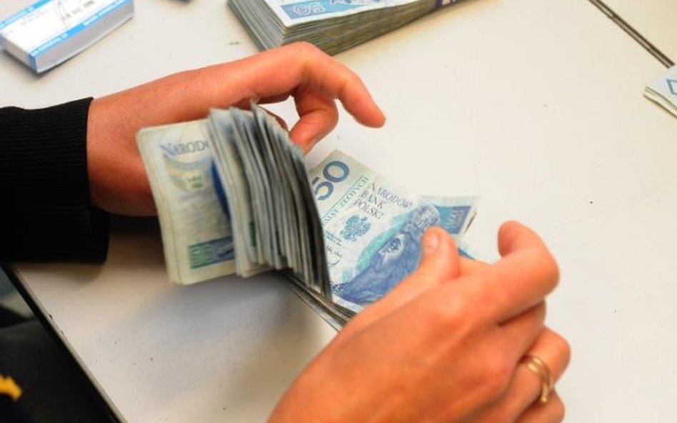 Kilka tysięcy złotych na opłaty dodatkowe