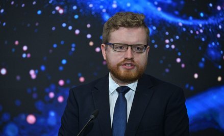 Wiceminister cyfryzacji Dariusz Standerski: Polska formalnie dołączyła do inicjatywy gigafabryk sztu
