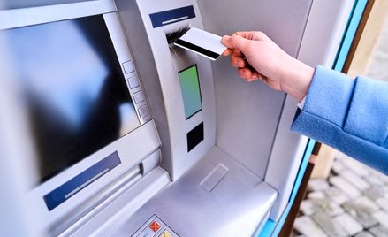 Oszustwo „na bank”. Czy procedury mogą uratować pieniądze klientów?