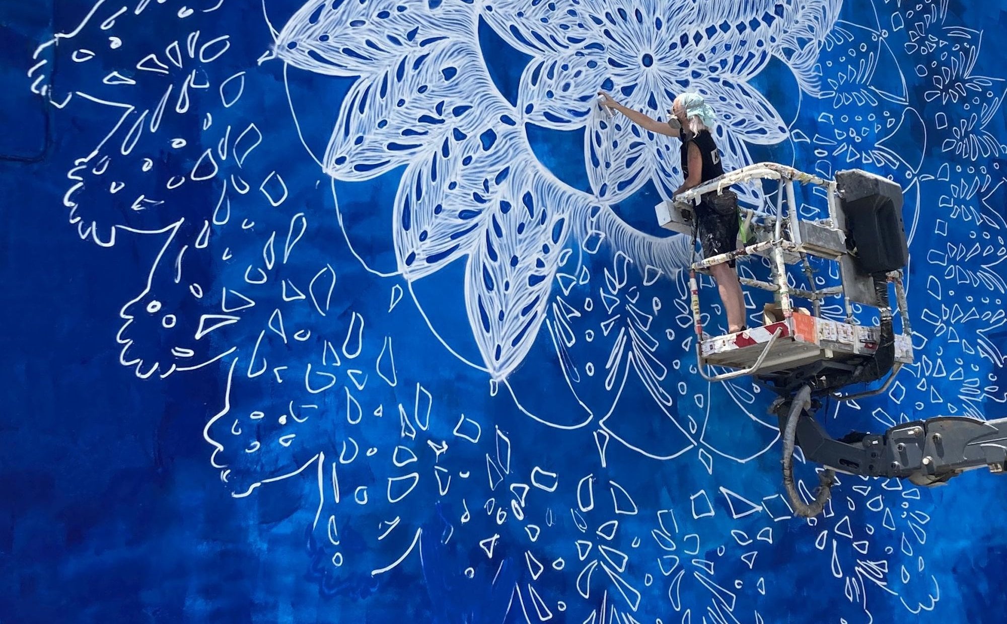 Słynna polska artystka w Warszawie. Nespoon stworzy w stolicy „koronkowy” mural