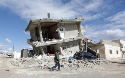 Do silnego trzęsienia ziemi w południowej Turcji i północnej Syrii doszło w poniedziałek nad ranem