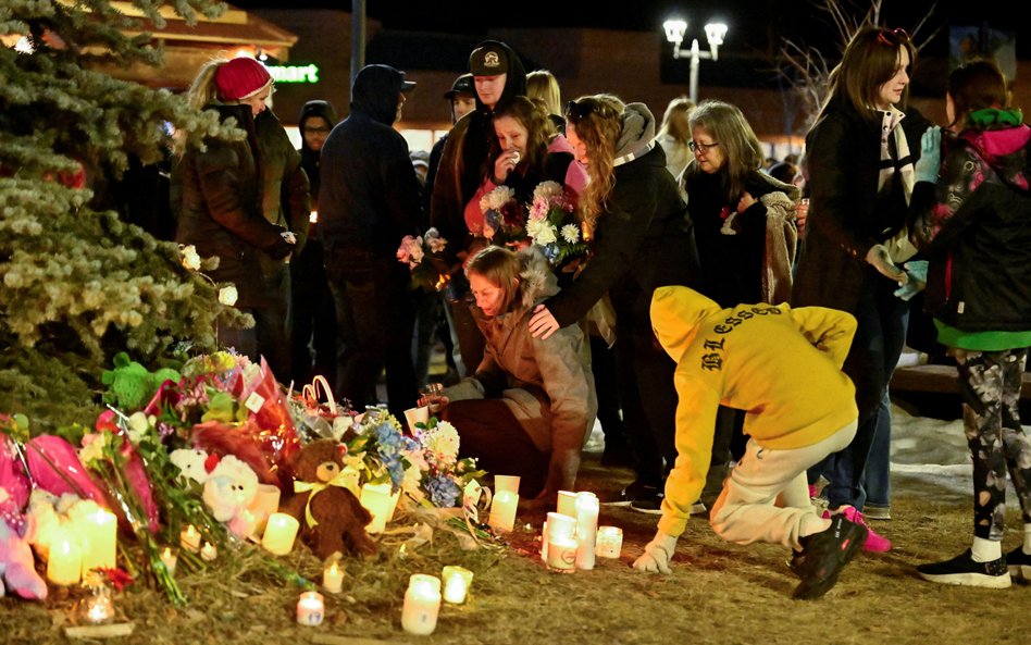 Mieszkańcy Tumbler Ridge wspominają ofiary strzelaniny