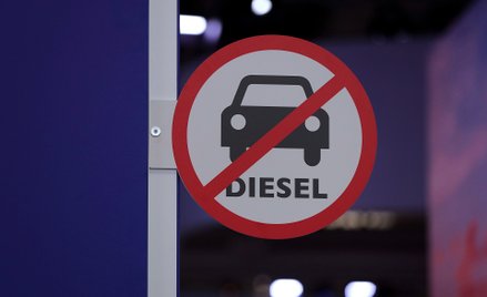 Mercedes dopłaca do modernizacji starszych diesli. Ale tylko w Niemczech