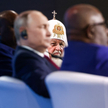 Patriarcha Moskwy i Wszechrusi Cyryl, na pierwszym planie Putin