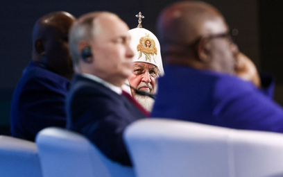 Patriarcha Moskwy i Wszechrusi Cyryl, na pierwszym planie Putin