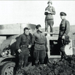 Załoga sowieckiego samochodu pancernego nad Chałchin-Goł latem 1939 r.