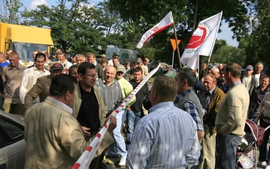 Decyzja załogi o strajku pod lupą obserwatora