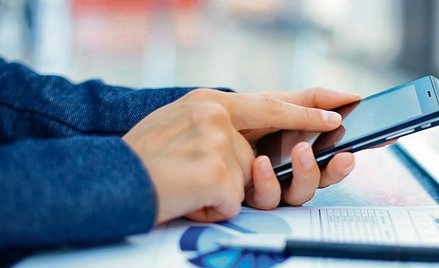 Przelewy na numer telefonu coraz powszechniejsze