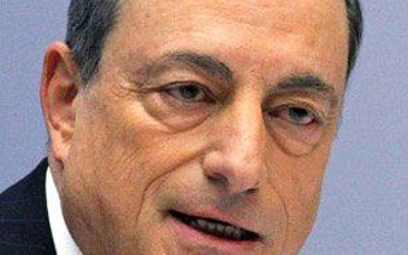 Mario Draghi, prezes EBC, rozszerza QE