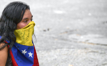 Studentka z Wenezueli na ulicy w Caracas