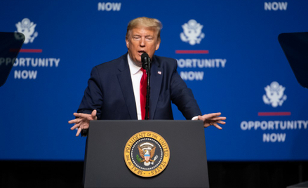 Impeachment: Donald Trump zwalnia świadków, którzy zeznawali przeciwko niemu
