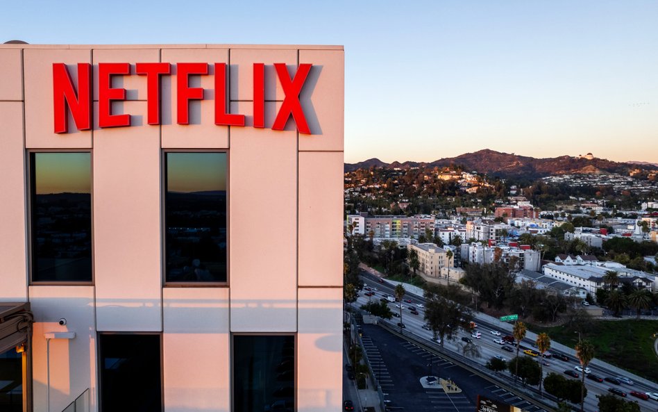 Netflix stawia wszystko na gotówkę. Walka o Warner Bros wchodzi w decydującą fazę